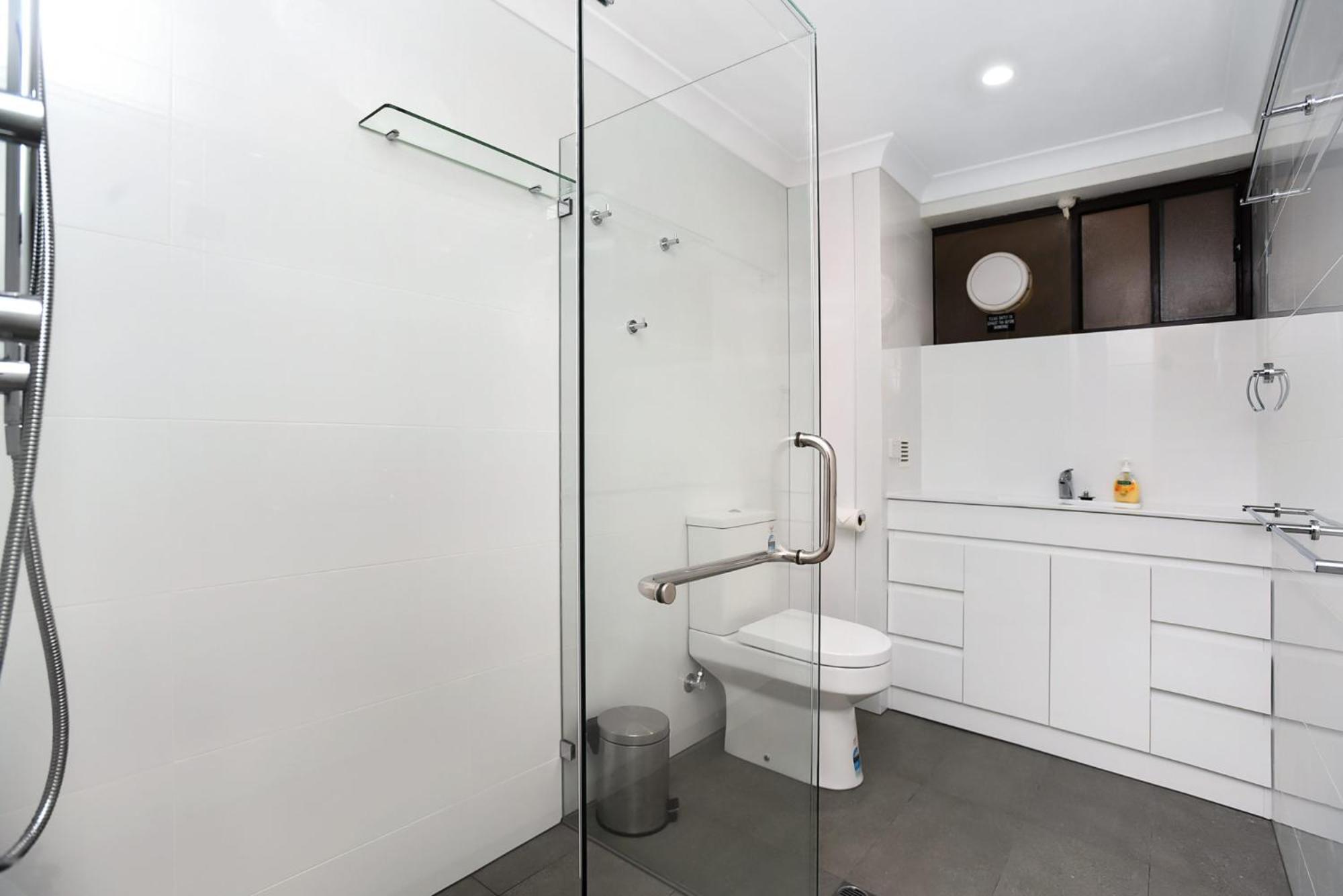 Dolphins Beachfront Apartment No 4 Port Elliot Esterno foto